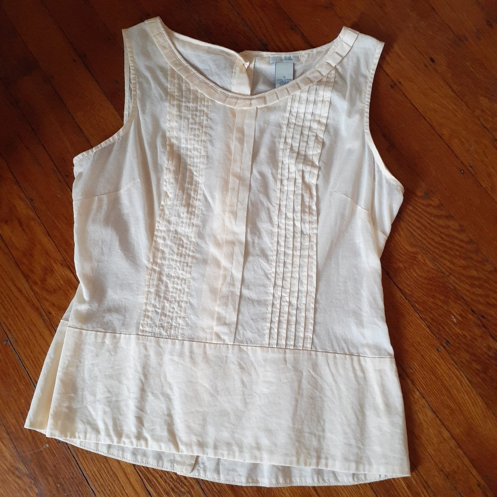 Vintage inspired cream back button-up blouse